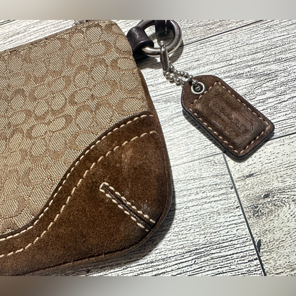 Coach m Small Wristlet Coin Purse Vtg Sz 6”x4” - Picture 3 of 6